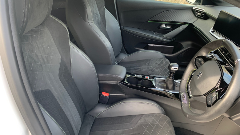 Peugeot 208 1.2 PureTech 100 GT Premium 5dr Petrol Hatchback